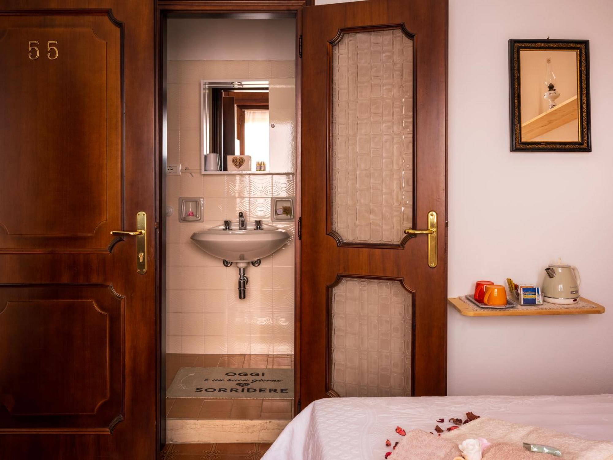 كْروني B&B La Vittoria المظهر الخارجي الصورة